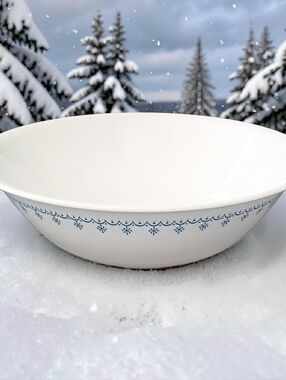 Corelle Blue Snowflake Garland Serving Bowl 10.25" Large Vegetable Livingware